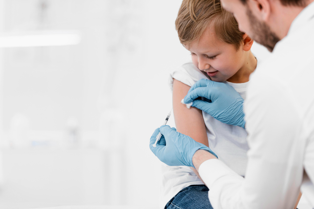 Больше 4000 защищены! Вакцинация от гриппа активно идет в Красноармейском районе