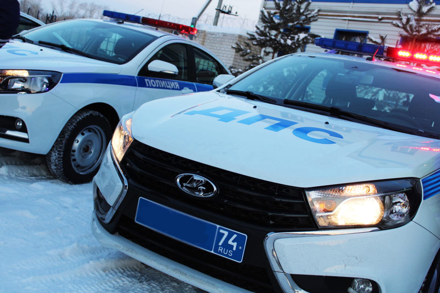 Четыре новых автомобиля пополнили автопарк Госавтоинспекции Красноармейского района