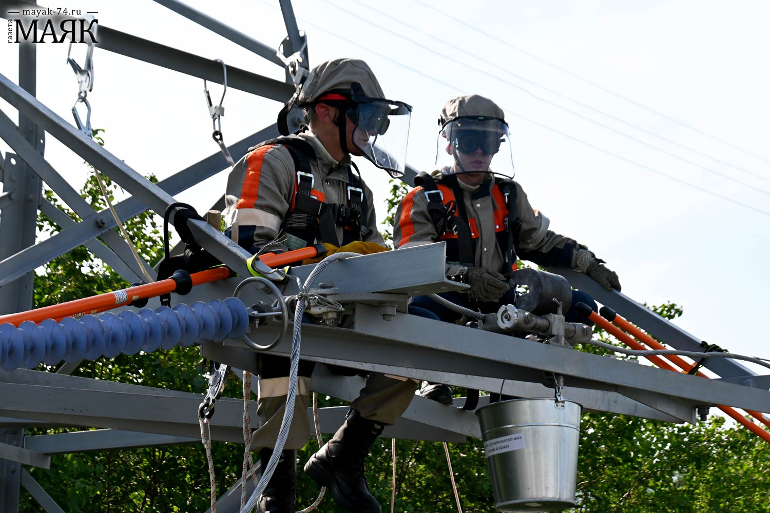 Два часа сегодня не будет электричества в Красноармейском районе из-за ремонта сети