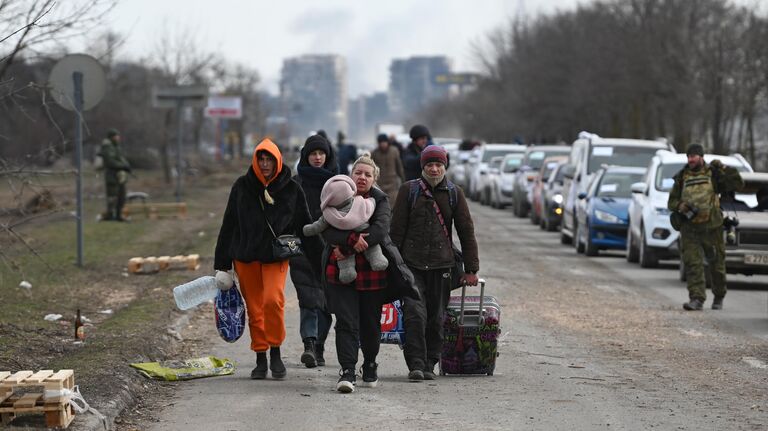 При проведении спецоперации на Донбассе Россия эвакуировала более 1,1 миллиона человек 