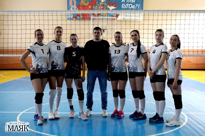 Красноармейские волейболистки обыграли соперниц в турнире Челябинской области