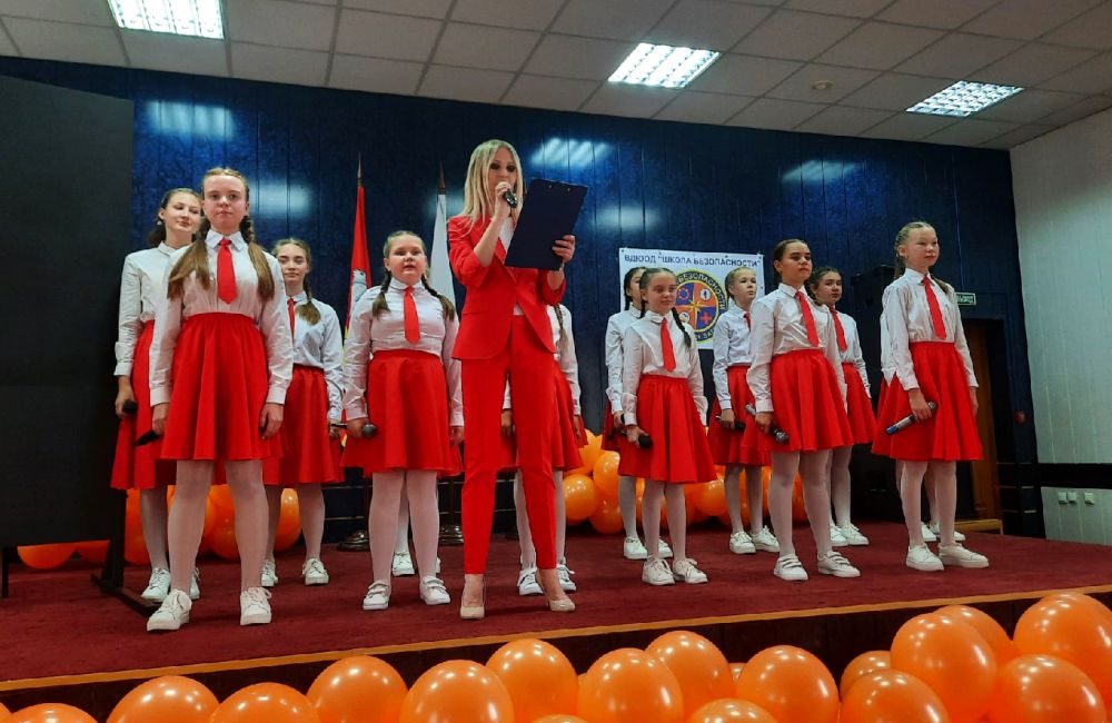 Красноармейский вокальный ансамбль споет о безопасности на сцене Москвы