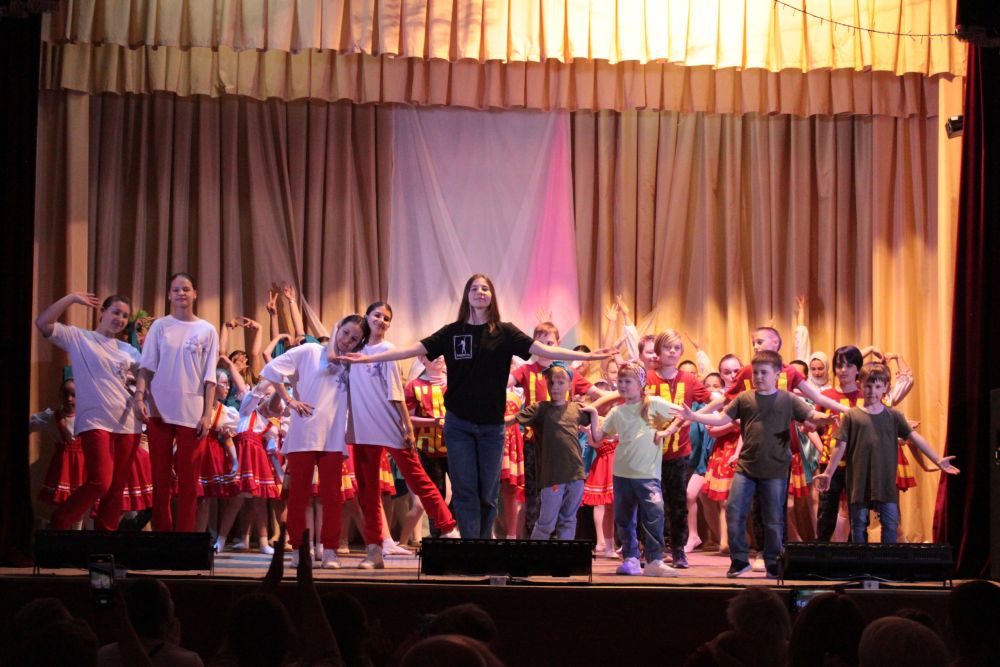 Отчетные концерты красноармейских хореографических коллективов продолжаются 