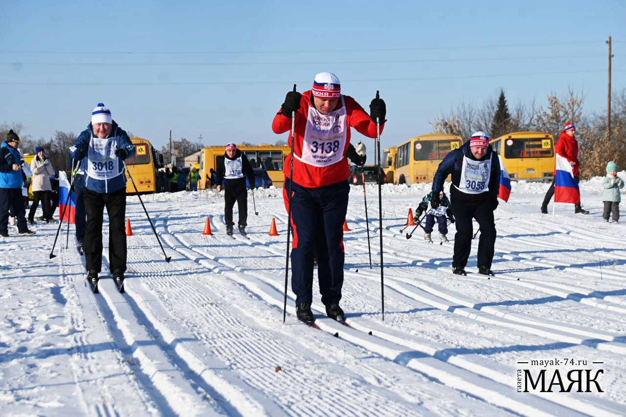 На старт «Лыжни России» вышли более 100 спортсменов в Красноармейском районе