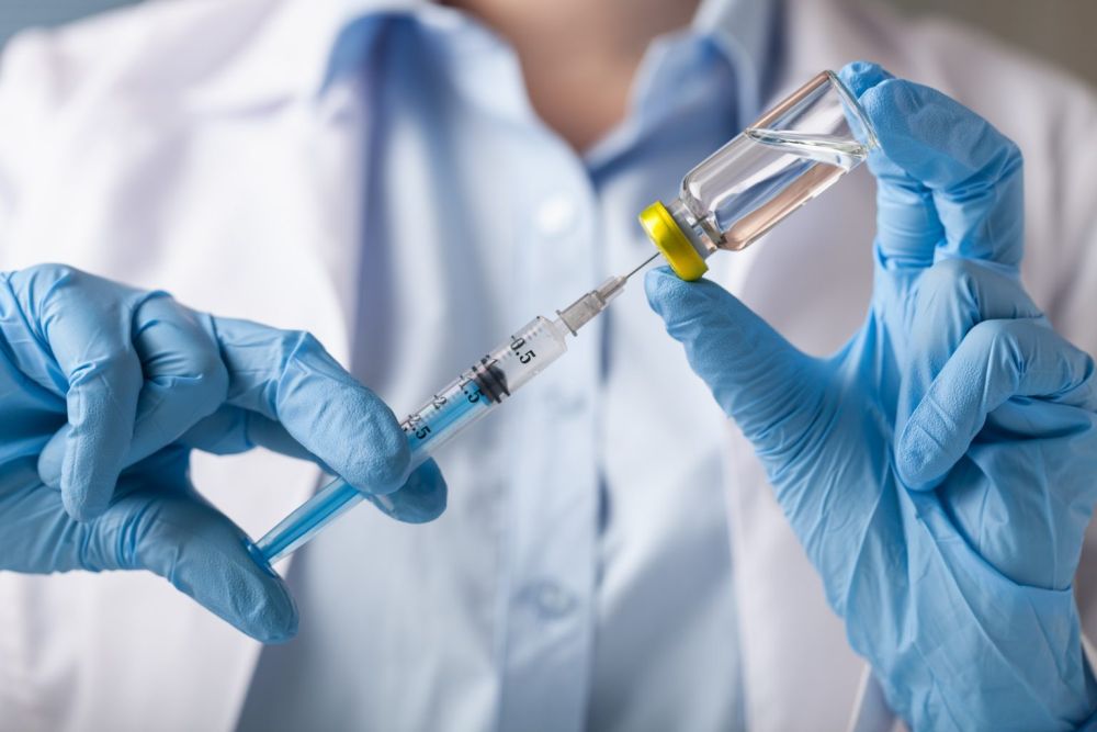 У российской вакцины от коронавируса выявлена масса побочных эффектов