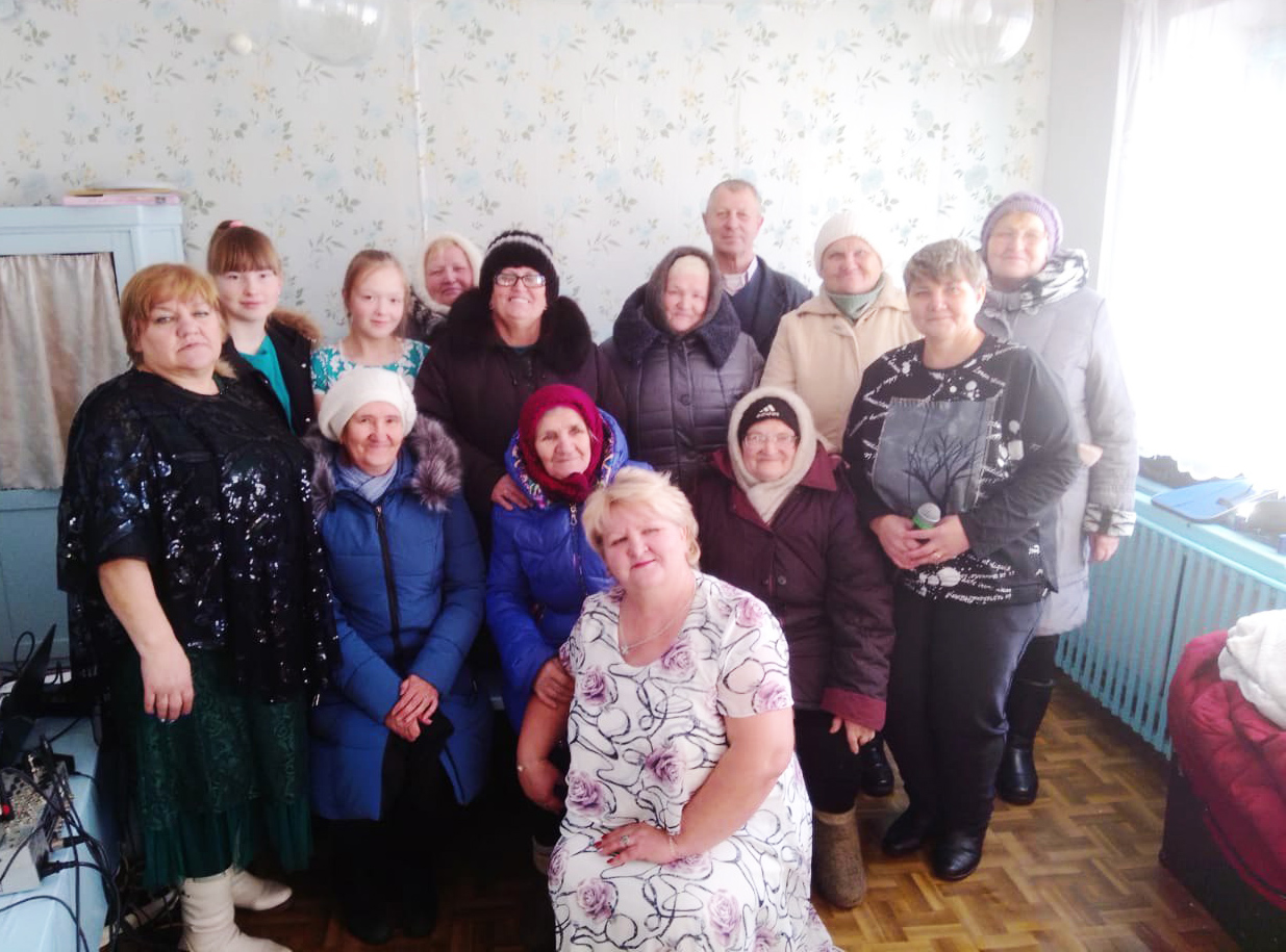 Теплый праздник в морозный день провели для женщин в Красноармейском районе