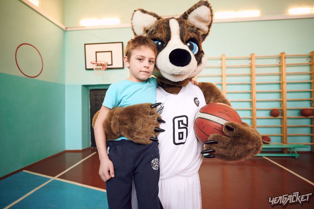 Красноармейский первоклассник покорил сердца профессиональных баскетболистов из Челябинска