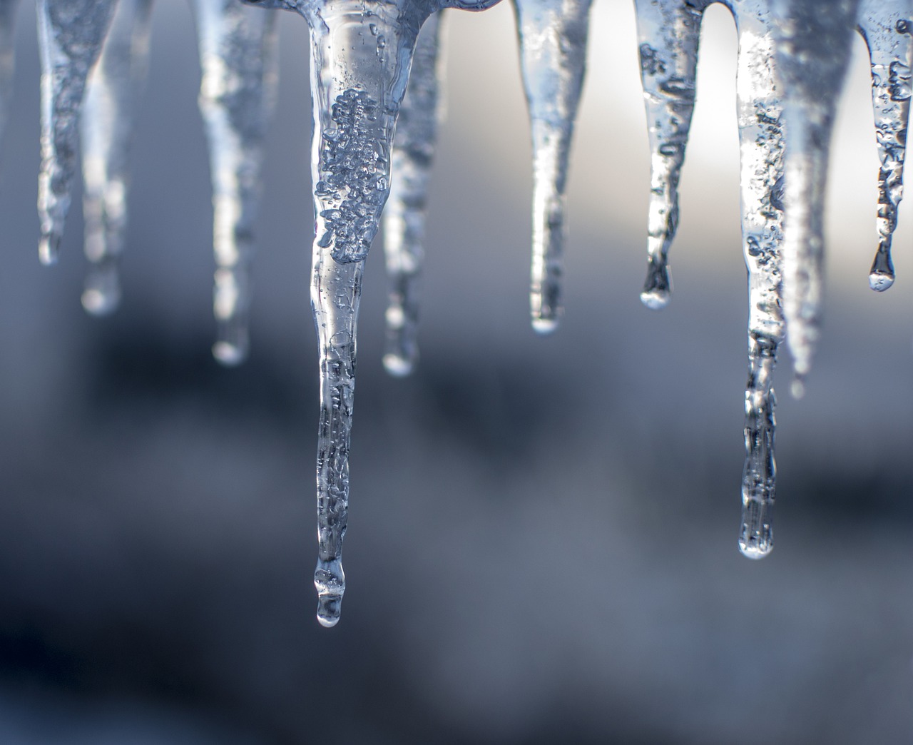 Морозную ночь и теплые выходные прогнозируют синоптики в Челябинской области