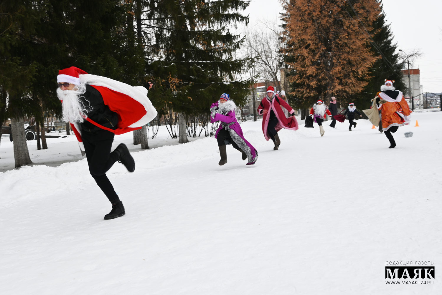 Деды Морозы в Красноармейском районе устроили забег